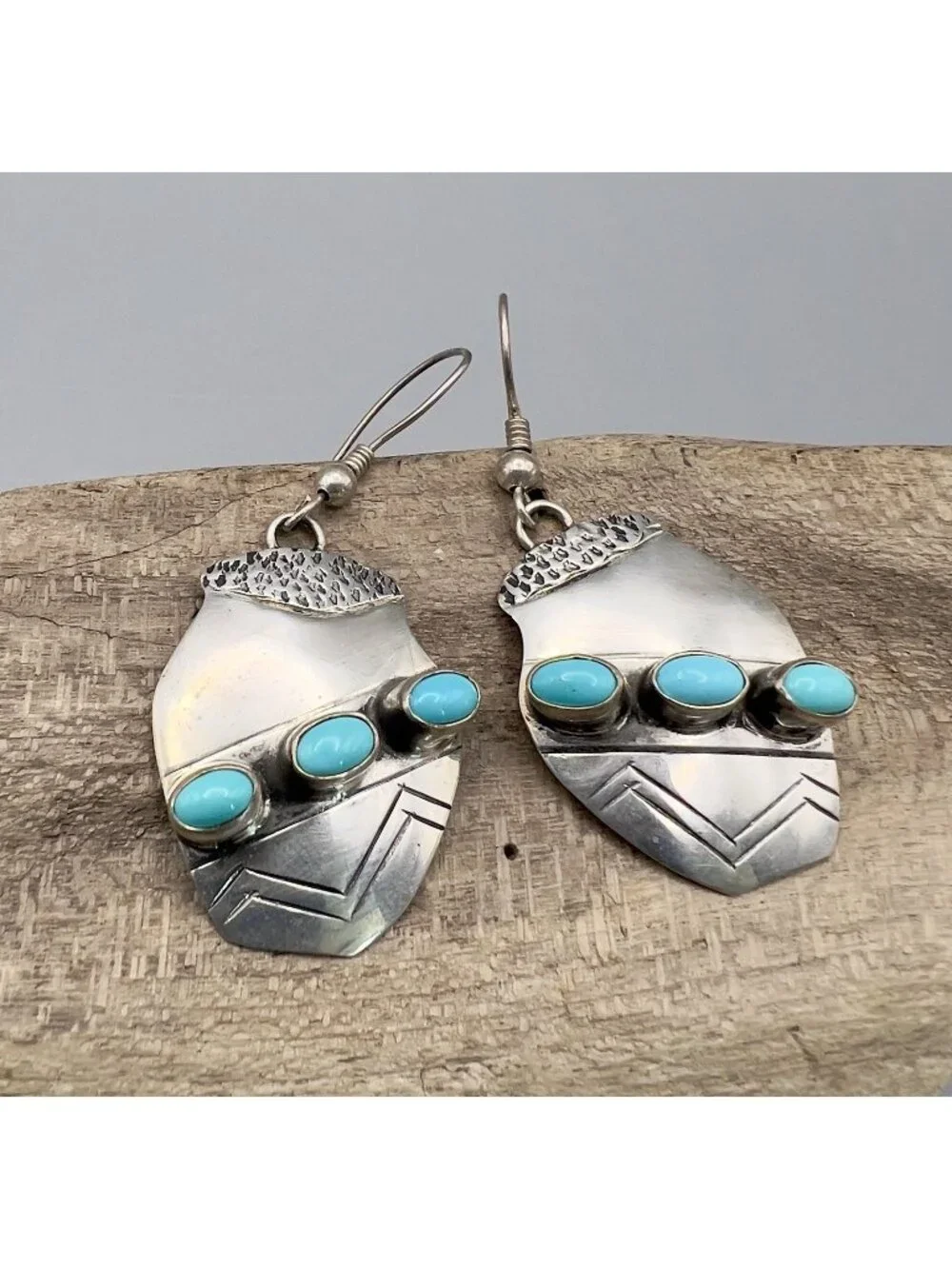 Vintage Navajo Native American Sterling Silver Turquoise Earrings - Picture 2 of 9